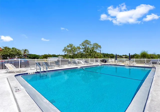 2nd image of 10182 Seminole Island Dr, Largo, FL 33773 | MLS# TB8401432