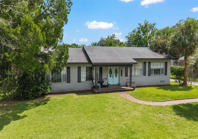 Photo 1 of Single family home for sale at 1308 Se 18th Street, Ocala, FL 34471 | MLS# OM704490 | Listing updated on 2026-07-04