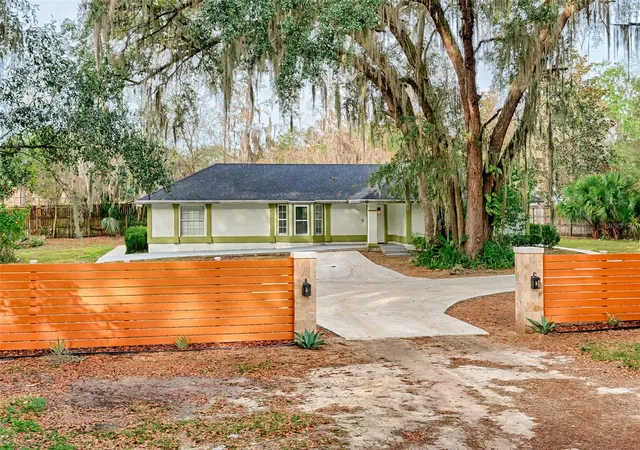 2nd image of 3222 Sw 27th St, Gainesville, FL 32608 | MLS# GC532069