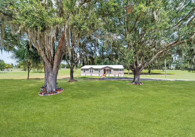 2nd image of 12651 Se County Road 337, Dunnellon, FL 34431 | MLS# OM704516