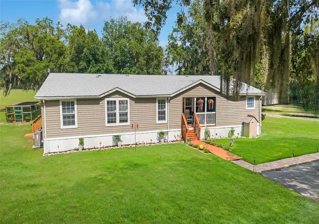 Photo 4 of House for sale at 12651 SE County Rd 337, Dunnellon, FL 34431 | MLS# OM704516 | Listing updated on 2026-08-10