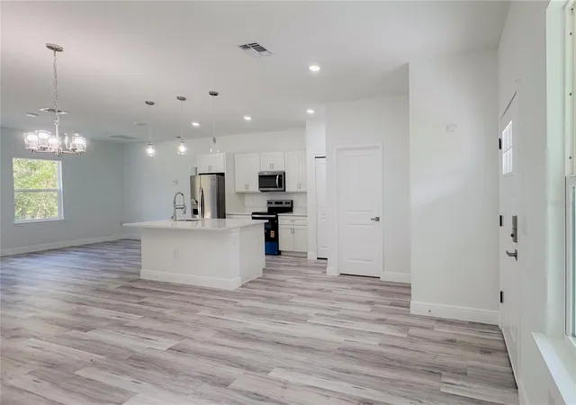 Photo 3 of Single family home for sale at 15625 Sw 37th Circle, Ocala, FL 34473 | MLS# O6322404 | Listing updated on 2026-09-22