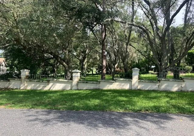 1st image of 114 W Magnolia Ave, Howey In The Hills, FL 34737 | MLS# O6322551