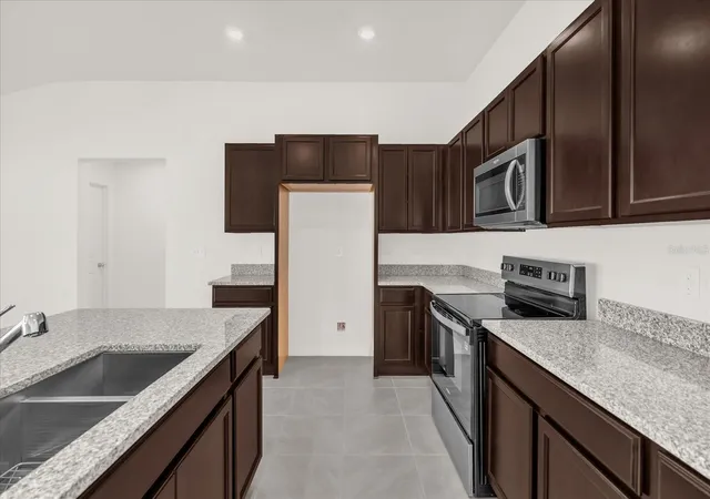 4th image of 1833 Ryan Dr, Lake Wales, FL 33859 | MLS# O6322608