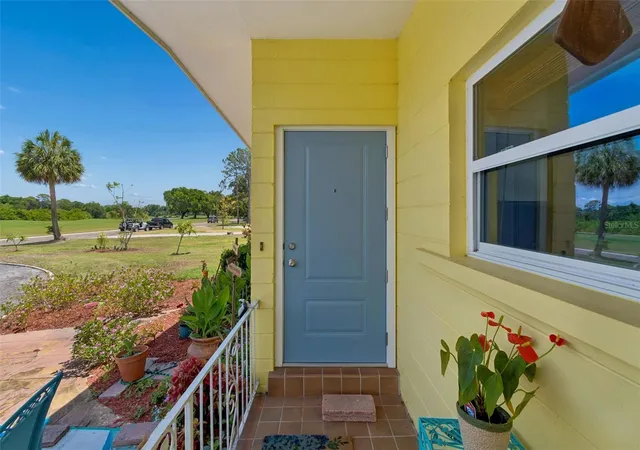 Photo 3 of Single family home for sale at 2110 Fairway Ave S, Saint Petersburg, FL 33712 | MLS# TB8402177 | Listing updated on 2026-08-01
