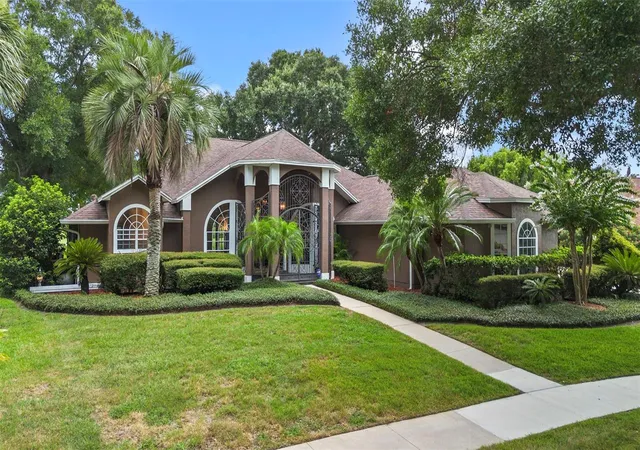 3rd image of 6631 Crenshaw Dr, Orlando, FL 32835 | MLS# O6322892
