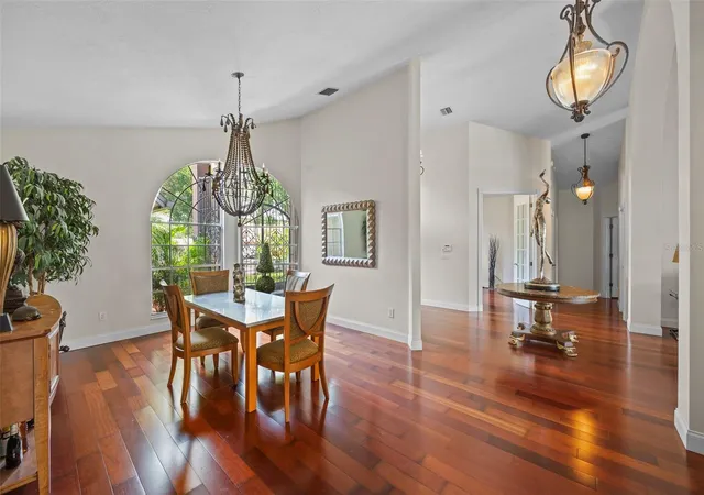 4th image of 6631 Crenshaw Dr, Orlando, FL 32835 | MLS# O6322892