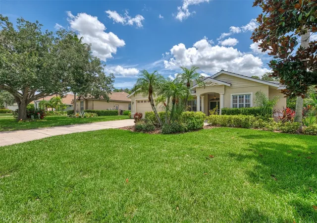 2nd image of 6644 Butlers Crest Dr, Bradenton, FL 34203 | MLS# A4657520