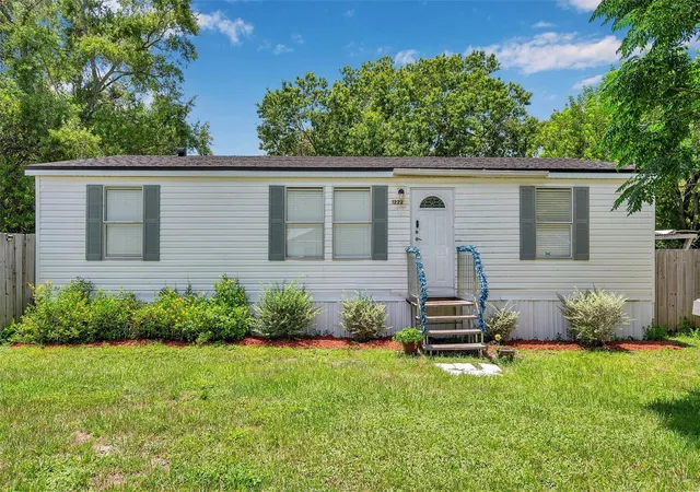 Homes for sale in Auburndale, FL | 1222 Rowell St, Auburndale, FL 33823 | MLS# TB8402626
