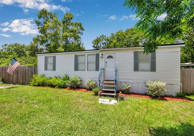 Homes for sale in Auburndale, FL | 1222 Rowell St, Auburndale, FL 33823 | MLS# TB8402626