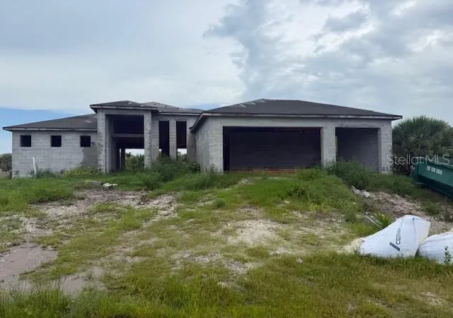 Photo 1 of Single family home for sale at 10510 Rainsville St, Port Charlotte, FL 33981 | MLS# C7511874 | Listing updated on 2026-04-07