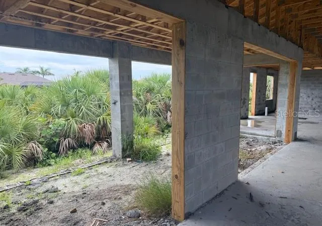 Photo 3 of Single family home for sale at 10510 Rainsville St, Port Charlotte, FL 33981 | MLS# C7511874 | Listing updated on 2026-04-07