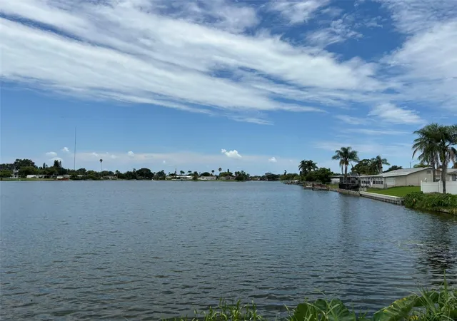 Homes for sale in Holiday, FL | 4368 Sunray Dr, Holiday, FL 34691 | MLS# TB8402802