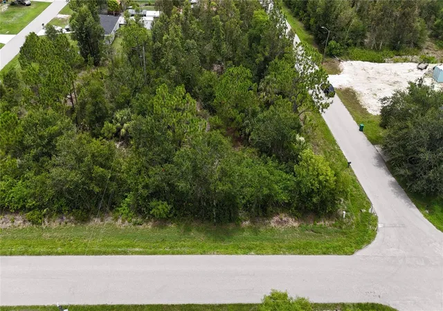 2nd image of 11317 4th Ave, Punta Gorda, FL 33955 | MLS# C7511892