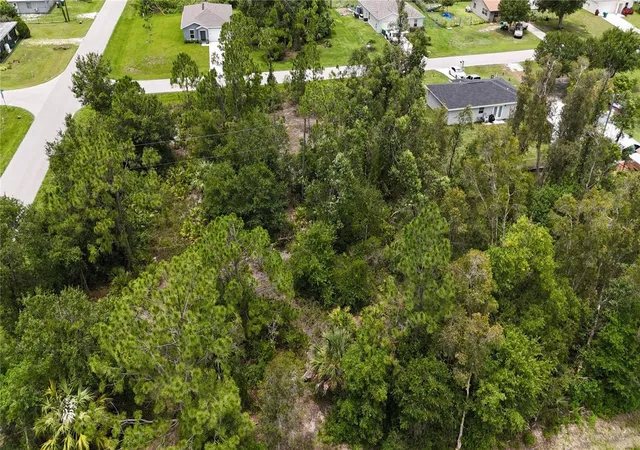 3rd image of 11317 4Th Ave, Punta Gorda, FL 33955 | MLS# C7511892