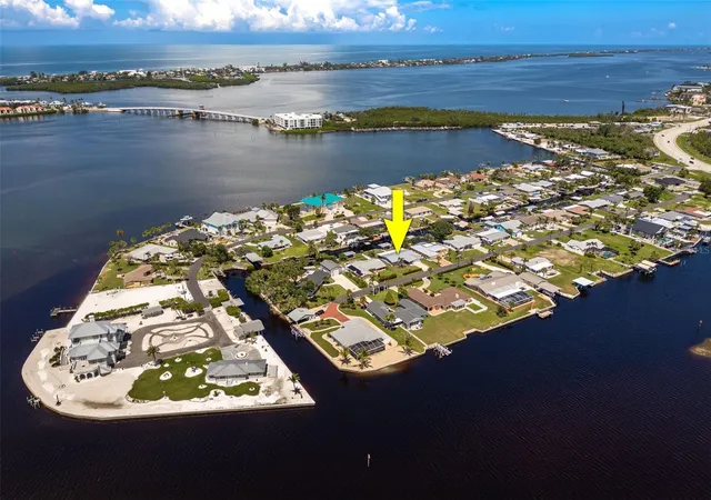 2nd image of 1464 Deer Creek Dr, Englewood, FL 34223 | MLS# A4657681