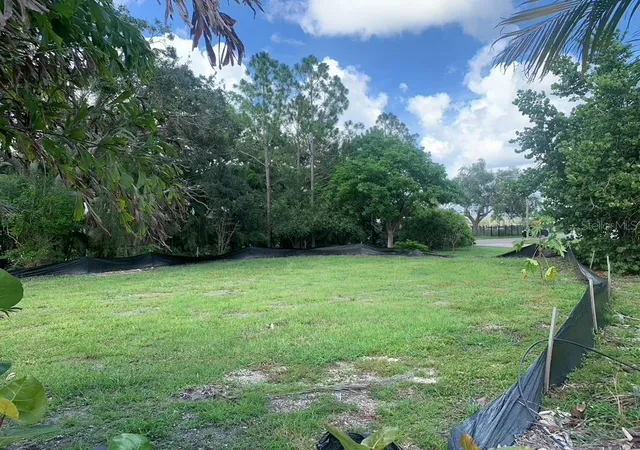 17th image of 4725 Trade Winds Dr S, Gulfport, FL 33711 | MLS# TB8402906