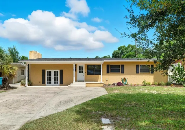 3rd image of 3707 Pelican Ln, Orlando, FL 32803 | MLS# TB8403048