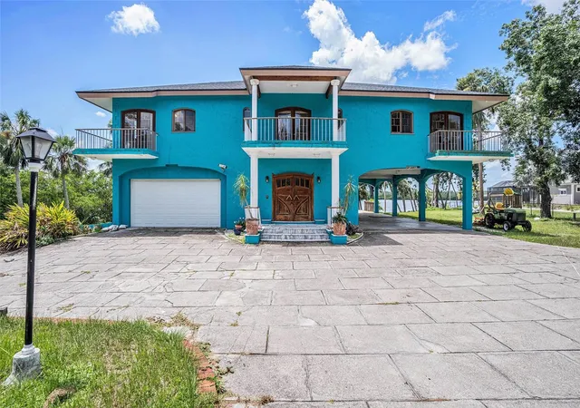 Homes for sale in Riverview, FL | 7715 Riverview Dr, Riverview, FL 33578 | MLS# TB8403516