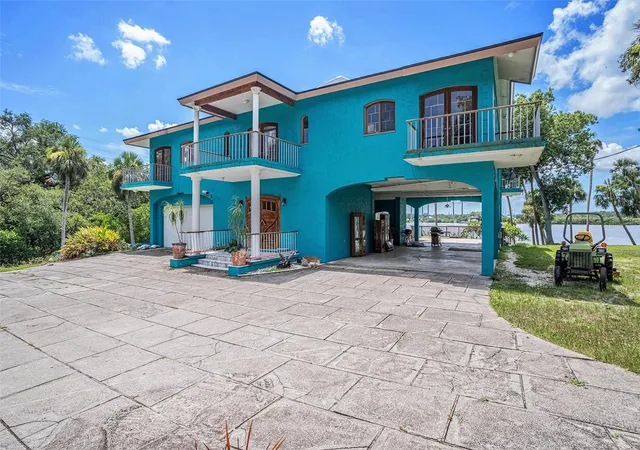Homes for sale in Riverview, FL | 7715 Riverview Dr, Riverview, FL 33578 | MLS# TB8403516