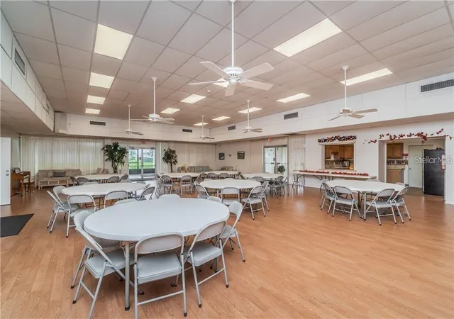 2nd image of 3265 40Th Wy S, Saint Petersburg, FL 33711