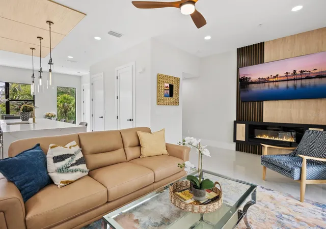 3rd image of 152 Audubon Pl, Sarasota, FL 34237 | MLS# A4657909