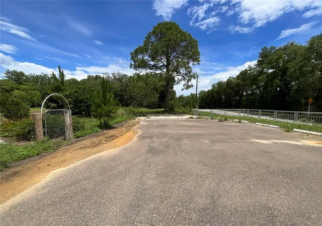 1st image of 101 Hickory Ln, Interlachen, FL 32148 | MLS# G5099205