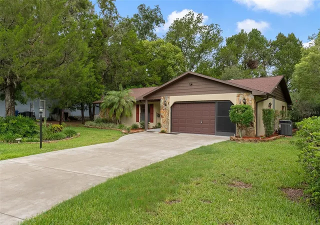 3rd image of 4856 S Driftwood Way, Homosassa, FL 34448 | MLS# OM704900