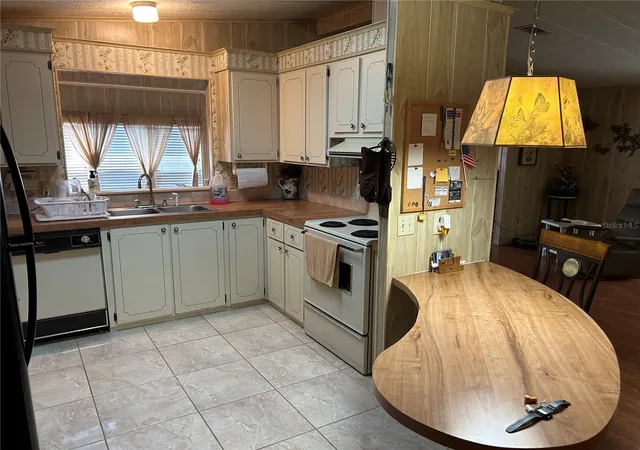 4th image of 244 Menlo Park Ave, Davenport, FL 33897 | MLS# O6324363