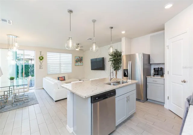 5th image of 2760 Emory Sound Pl, Brandon, FL 33510 | MLS# TB8404129