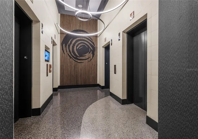 3rd image of 155 S Court Ave #1104, Orlando, FL 32801 | MLS# O6324412