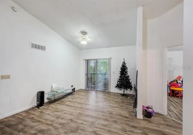 Photo 2 of Condo for sale at 1956 Lake Atriums Cir #141, Orlando, FL 32839 | MLS# S5130307 | Listing updated on 2025-12-24