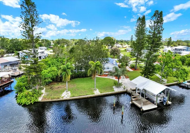 1st image of 102 W North Branch Rd, Ruskin, FL 33570 | MLS# TB8404370