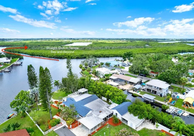 5th image of 102 W North Branch Rd, Ruskin, FL 33570 | MLS# TB8404370