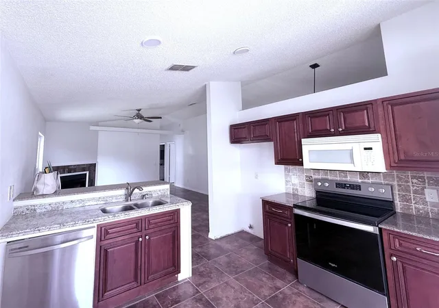 Photo 2 of Single family home for sale at 7219 Edgewater Shrs Ct, Orlando, FL 32810 | MLS# O6324605 | Listing updated on 2026-08-11