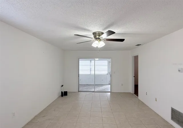 3rd image of 390 301 Blvd W #8D, Bradenton, FL 34205 | MLS# TB8404442