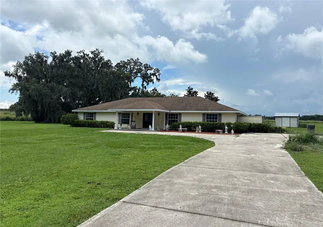 Photo 1 of Sale Pending at 4641 Us Hwy 98 E, Fort Meade, FL 33841 | MLS# L4954249 | Listing updated on 2026-09-16