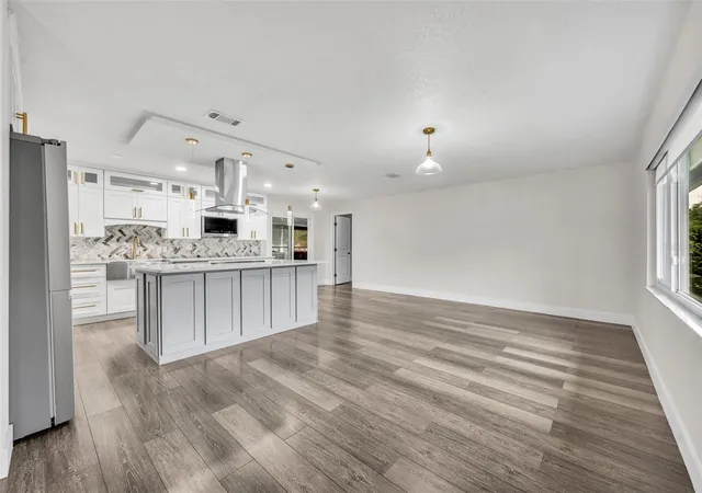 5th image of 40 Blare Dr, Palm Coast, FL 32137 | MLS# V4943654