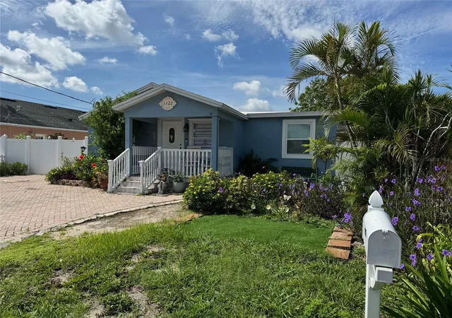 Homes for sale in Tampa, FL | 3322 W Saint Joseph St, Tampa, FL 33607 | MLS# TB8405217