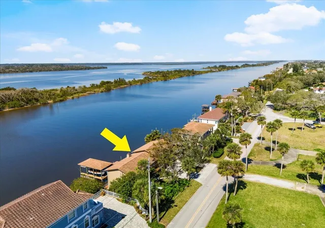 Photo 3 of Single family home for sale at 2306 John Anderson Dr, Ormond Beach, FL 32176 | MLS# FC311091 | Listing updated on 2026-09-18