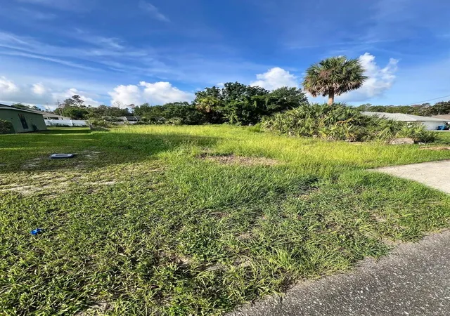 Photo 3 of Sale Pending at 12454 Montego St, Spring Hill, FL 34609 | MLS# TB8405512 | Listing updated on 2026-06-03