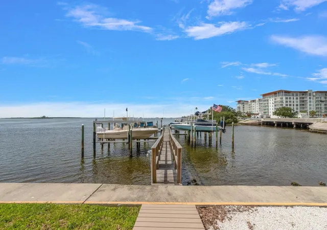 Homes for sale in Clearwater, FL | 1860 N Fort Harrison Ave #402, Clearwater, FL 33755 | MLS# TB8405599