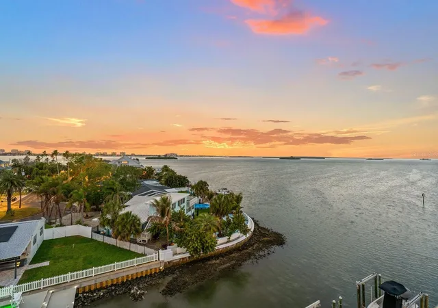 Homes for sale in Clearwater, FL | 1860 N Fort Harrison Ave #402, Clearwater, FL 33755 | MLS# TB8405599