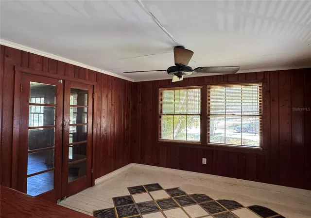 Homes for sale in Sarasota, FL | 1109 Patterson Dr, Sarasota, FL 34234 | MLS# A4658423