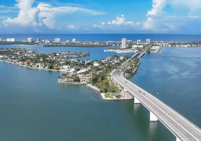 2nd image of 226 Golden Gate Pt, SARASOTA, FL 34236