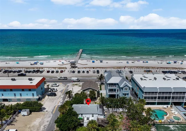 3rd image of 104 10Th St S, Bradenton Beach, FL 34217 | MLS# A4658627