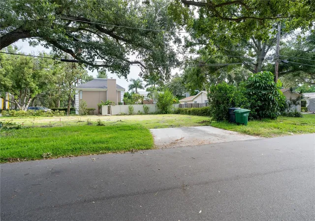 Homes for sale in Tampa, FL | 2310 S Hesperides St, Tampa, FL 33629 | MLS# TB8406579