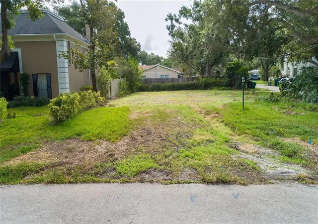 Homes for sale in Tampa, FL | 2310 S Hesperides St, Tampa, FL 33629 | MLS# TB8406579