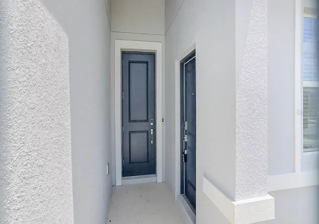 Homes for sale in Edgewater, FL | 407 Three Oaks Dr, Edgewater, FL 32141 | MLS# O6326525