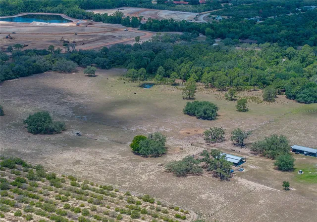 Photo 3 of Single family home for sale at 10790 Jim Edwards Rd, Haines City, FL 33844 | MLS# L4954429 | Listing updated on 2026-07-08